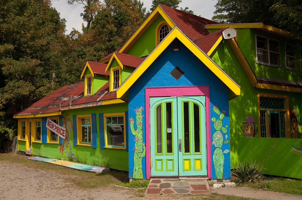 For Sale Seen along Route 1 near Northport, Maine Bud Flickr