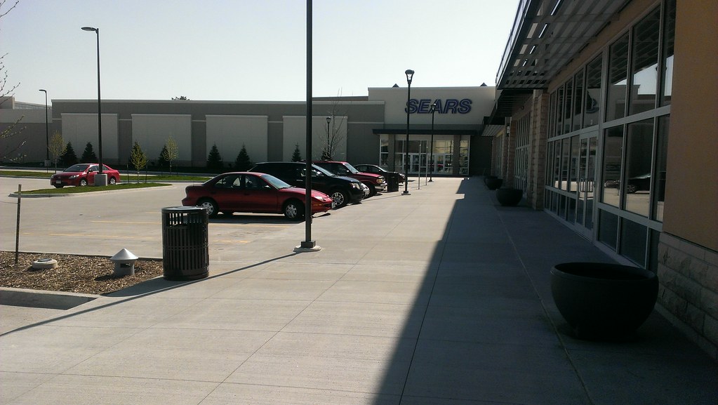 Southridge Mall Des Moines, Iowa Sears' Permanent Signage! a
