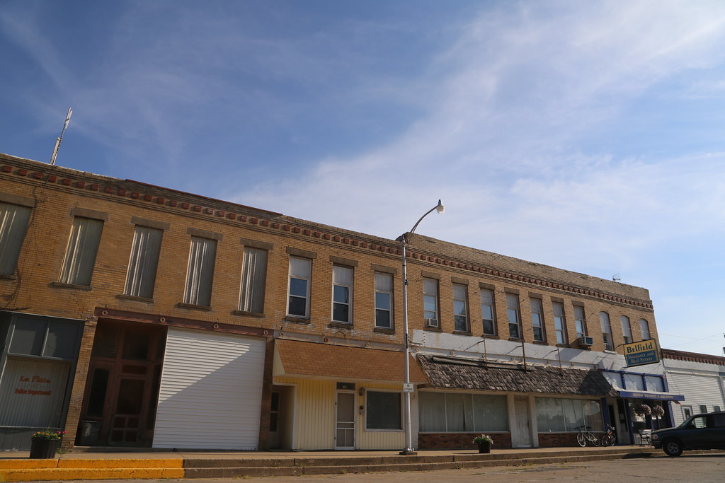 La Plata Missouri, Macon County MO Google Map Wikipedia Bruce Wicks