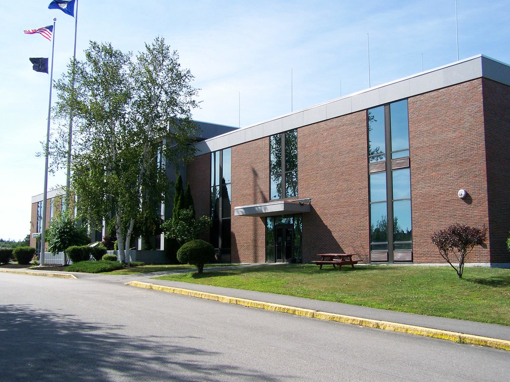 Strafford County Courthouse Dover NH (2) Kevin Stewart Flickr