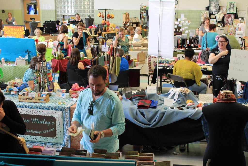 Etsy Team Columbus Eco Chic Craftacular Craft show and art… Flickr