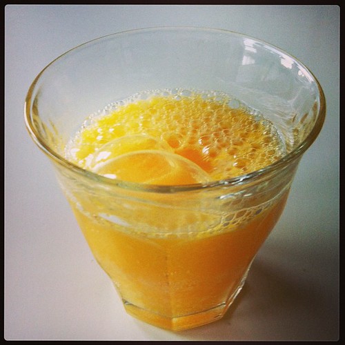 Effervescent vitamin C & zinc in orange juice. Take that g… Flickr