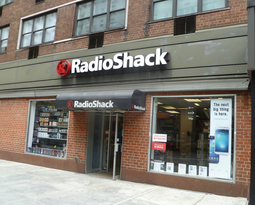 RadioShack 2686, Broadway, New York, NY R36 Coach Flickr
