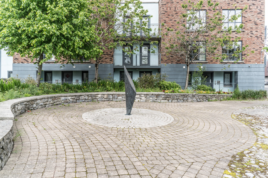 MEMORIAL TO DR. NOEL BROWN [POLEBERRY WATERFORD]118225 Flickr