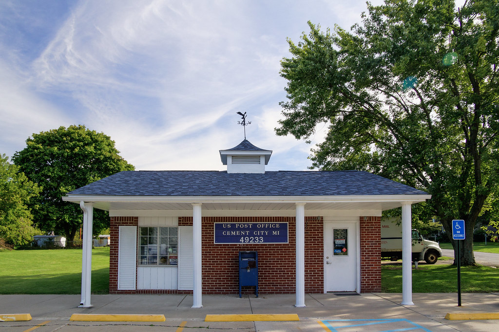 US Post Office Cement City MI 49233 Cement City is a villa… Flickr