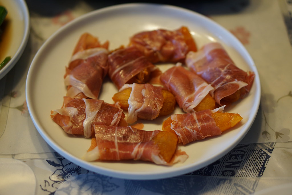 Prosciutto wrapped semidried persimmon benhosg_old Flickr