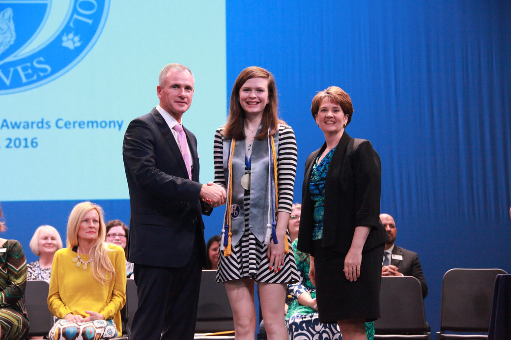 Ranchview High School Senior Walk 2016 On May 26, Ranchvie… Flickr