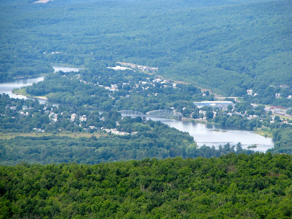 New Jersey Highpoint View from the highest point of elevat… Flickr
