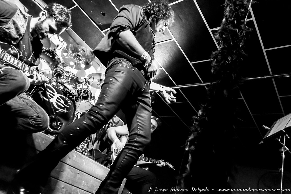 Conciertos en el Hot Rod Cafe de Sueca Facebook www.fac… Flickr