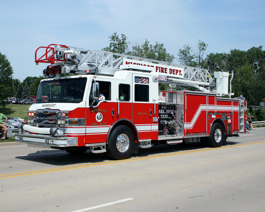 MISHICOT FD WI PIERCE 100TH ANNIVERSARY PARADE 7132013