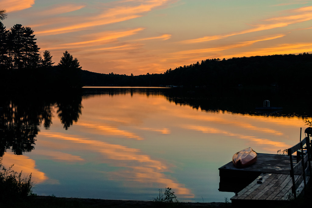 "Whisps" Baysville, Ontario Western sunset on one of the… Flickr