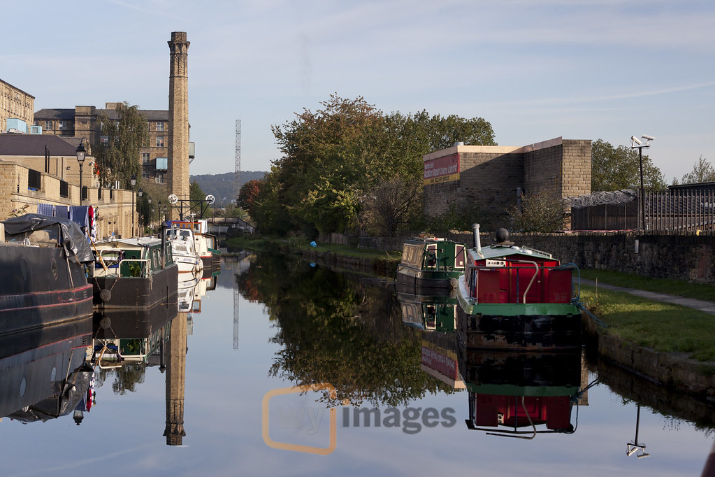 PT11_9858 Aspley Basin Huddersfield, is the the junction o… Flickr