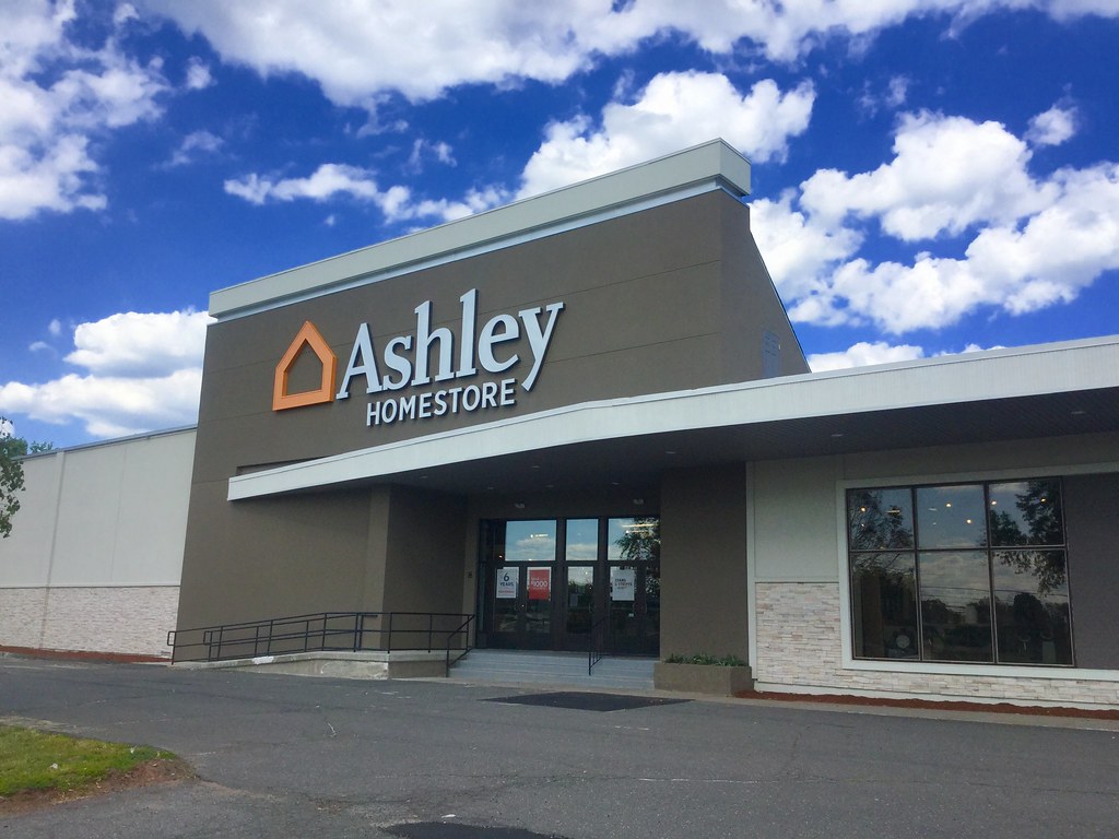 Ashley Furniture Homestore, Newington, CT , 6/2016 ( Forme… Flickr