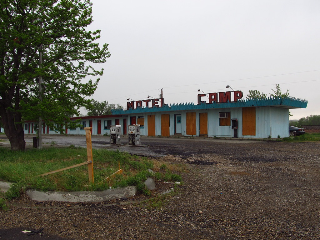 Crow Agency, Montana Abandoned Motel and Gas Station Jasperdo Flickr