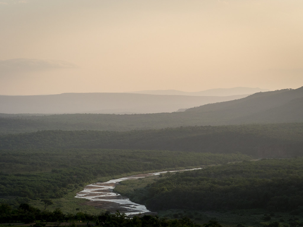 black umfolozi river Imfolozi Game Reserve / SA dirk steingrube
