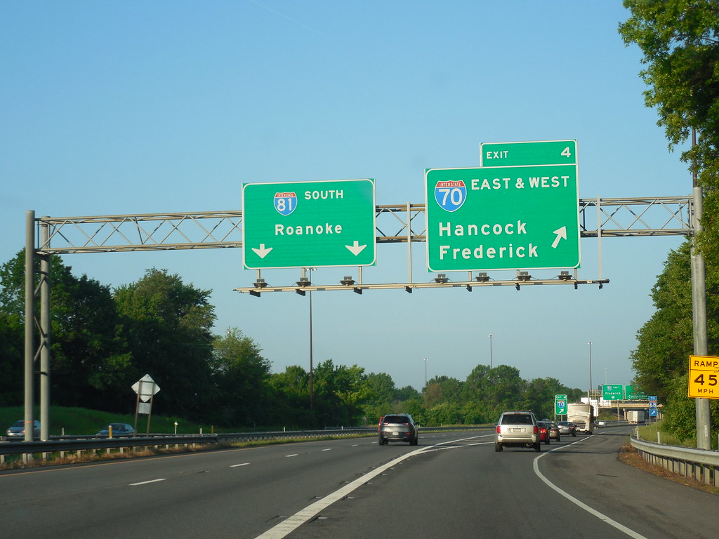 I 7081 Signs I 81 southbound in Hagerstown, MD Jimmy Emerson, DVM