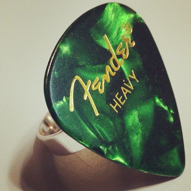 Fender "Heavy" Tortoise Shell Guitar Pick Ring Dark Jade… Flickr