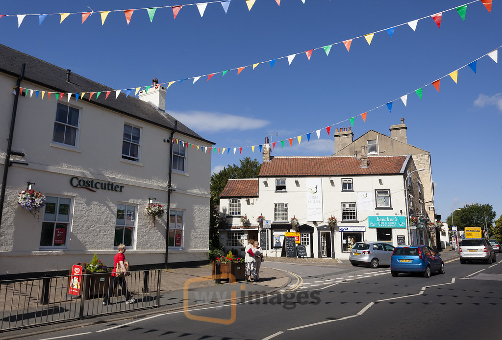 PT12_14070 Boston Spa High Street. Boston Spa is a Flickr