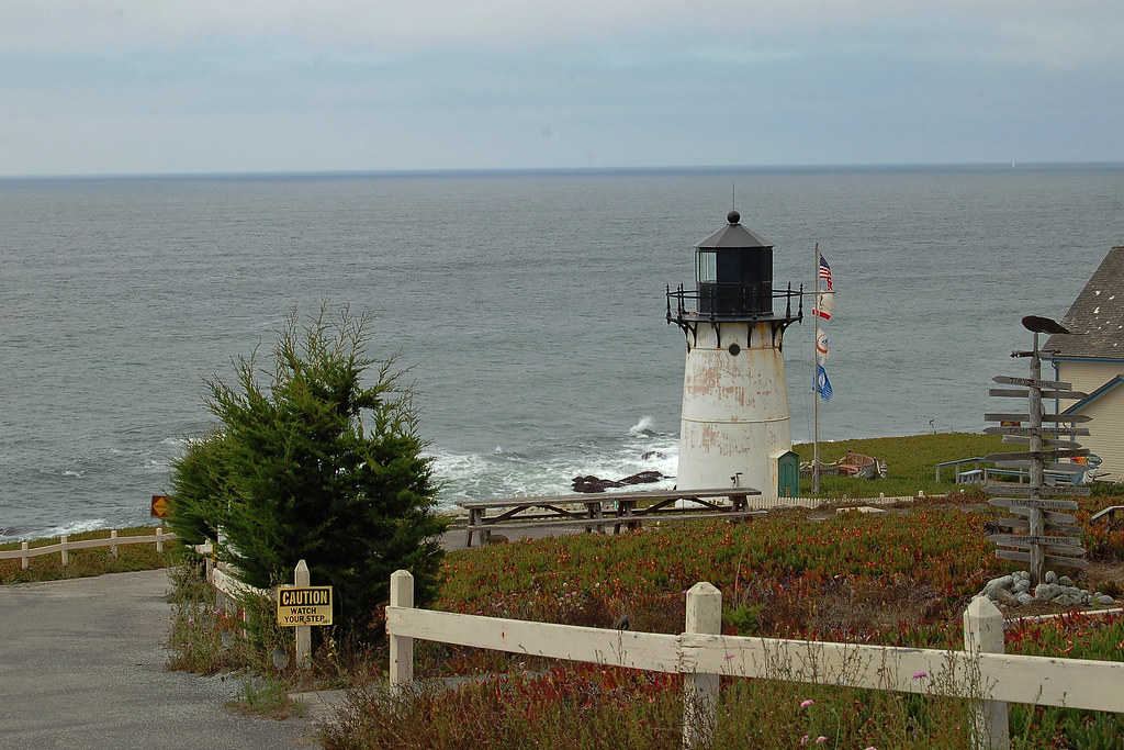 California, San Mateo County, Point Montara Light Station … Flickr