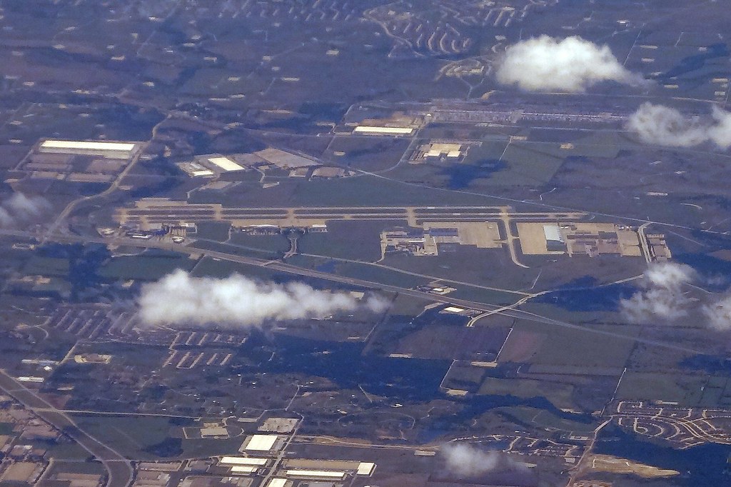 AFW FORT WORTH ALLIANCE AIRPORT FROM FLIGHT CDGIAH 777 F… Flickr