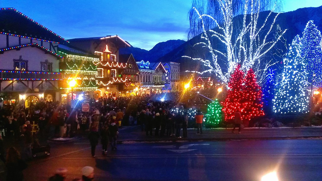 Christmas Town Christmas Tree lighting Leavenworth Washi… Flickr