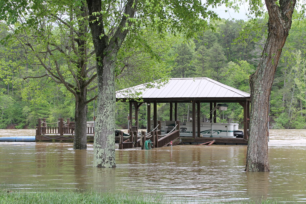 Lake Rhodhiss Flooding Tyler Cannon Flickr