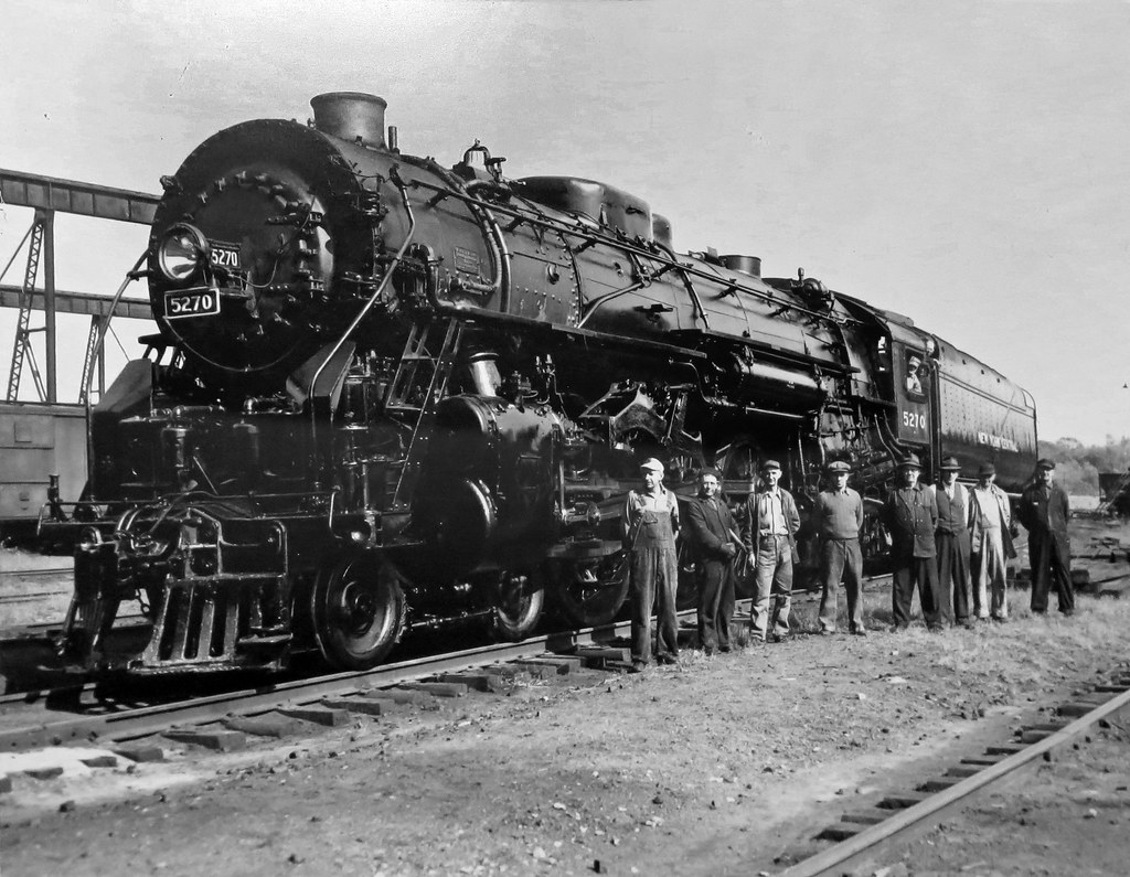 NYCRR crew with last steam engine, west albany shops, 1952… Flickr