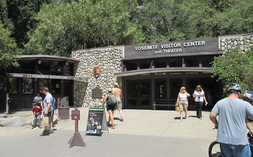 Yosemite National Park Visitor Center (Yosemite Village, C… Flickr