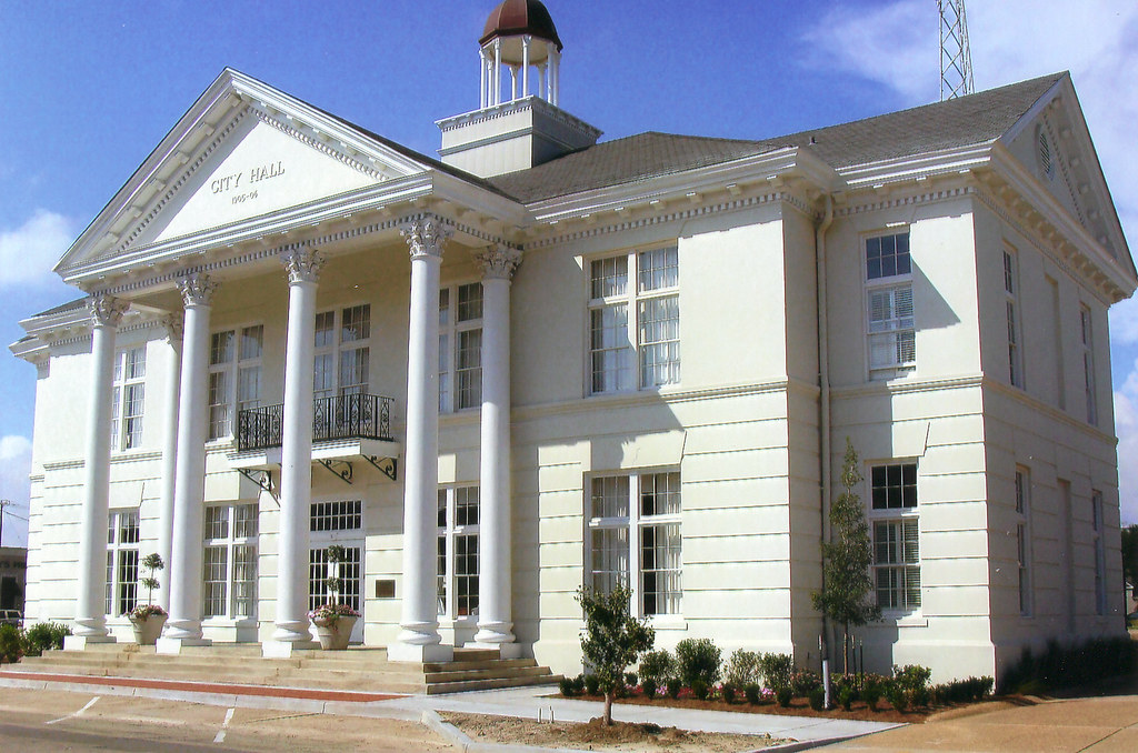 Gulfport, Ms. City Hall Photo taken Oct. 8, 2009. Built in… Flickr