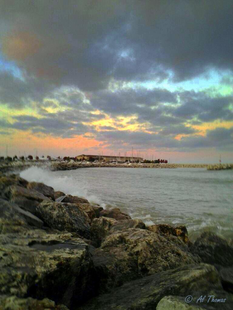 Lake Michigan Shoreline, Kenosha, Wisconsin Al Thomas Flickr