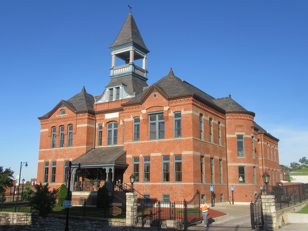 ster [School] House (1885) 1885 School House on the the… Flickr