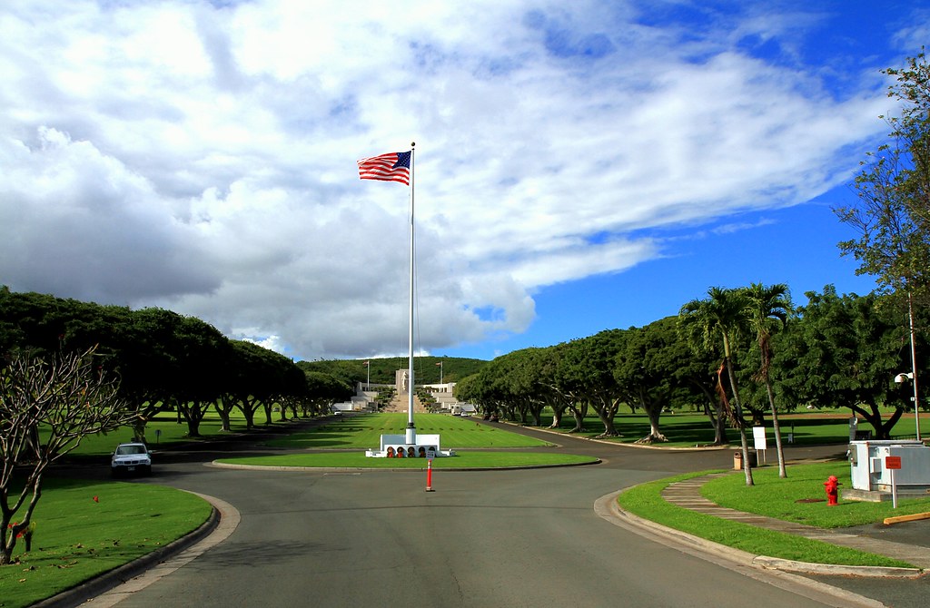 Entrance to Punchbowl Crater, National Memorial Cemetery o… Flickr