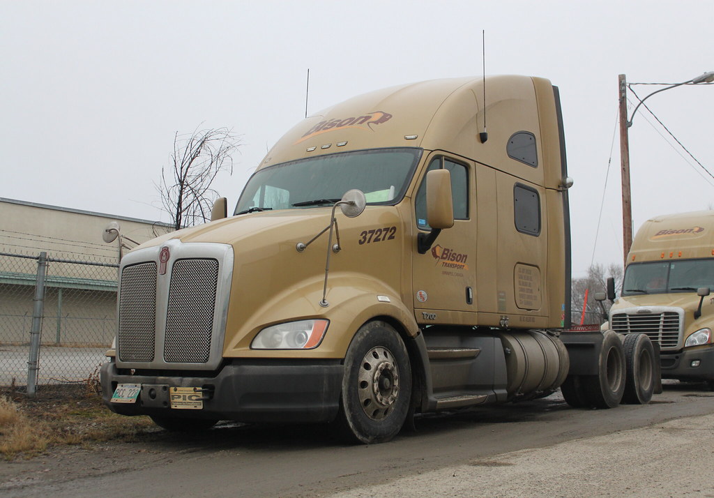 Kenworth T700 Kelowna_Trucks Flickr