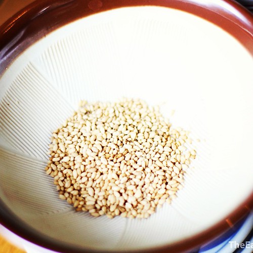 Grind your own sesame seeds for the tonkatsu sauce. japan… Flickr