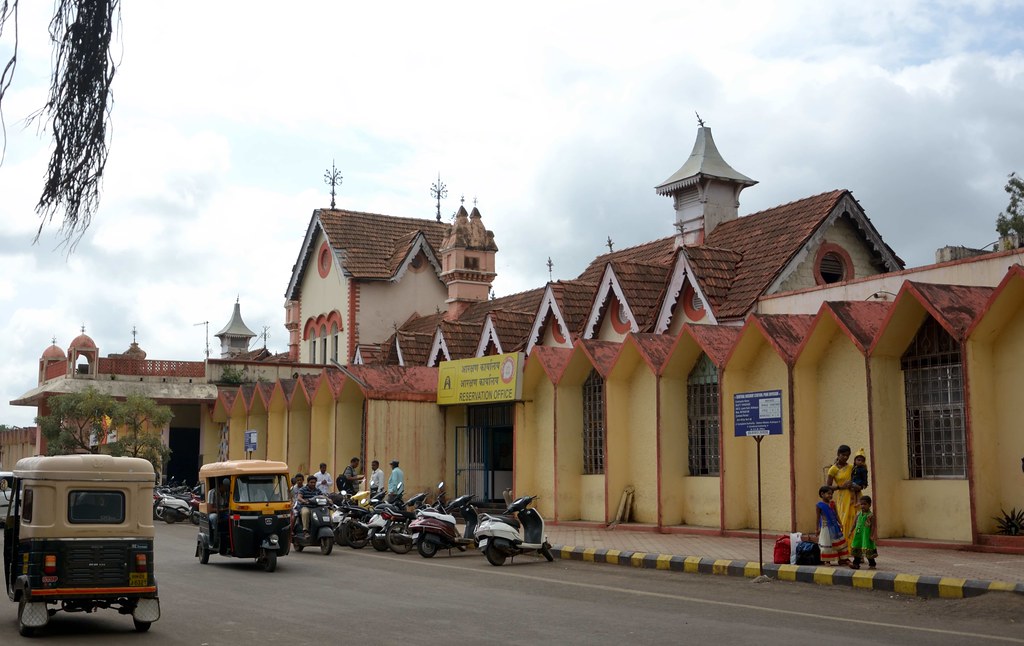 Kolhapur Railway Station (1) Don't just "click" pictures; Shoot