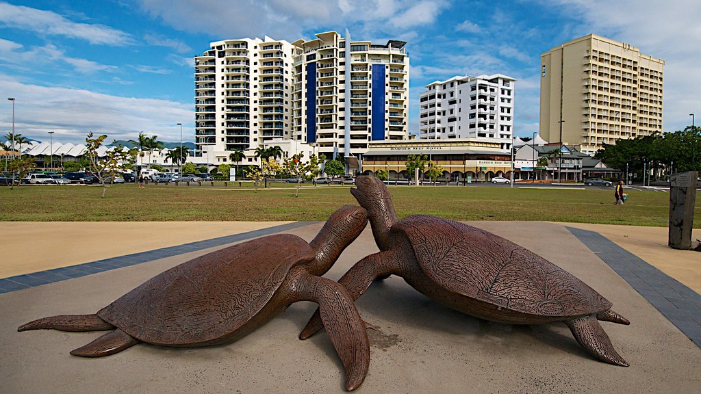 Cairns. Queensland. Australia Turtle sculptures on the esp… Flickr