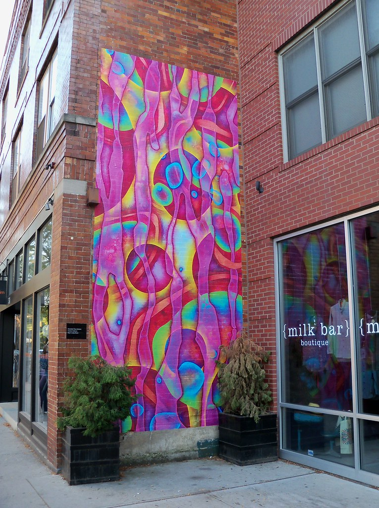 OH Columbus Mural 43 Mural in Columbus, Ohio. Flickr