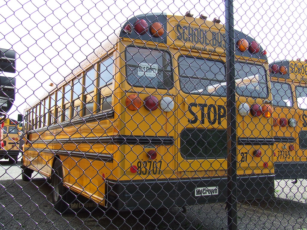 DSCF5195 Berea City Schools 27 1998 Crown by Carpenter I… Flickr