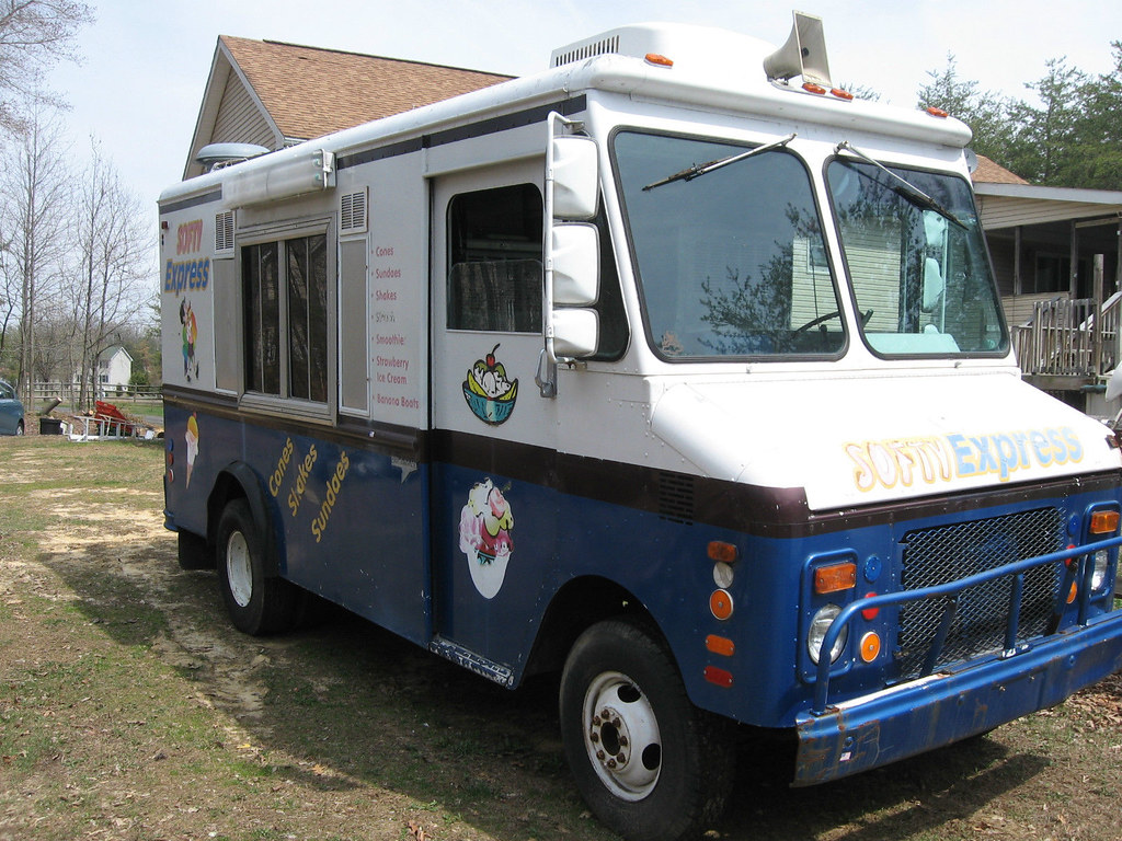 Softy Express Ice Cream Truck This is a very cool Ice Crea… Flickr