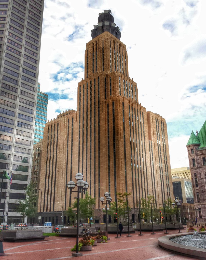 CenturyLink Building Minneapolis MN (1) The CenturyLink B… Flickr