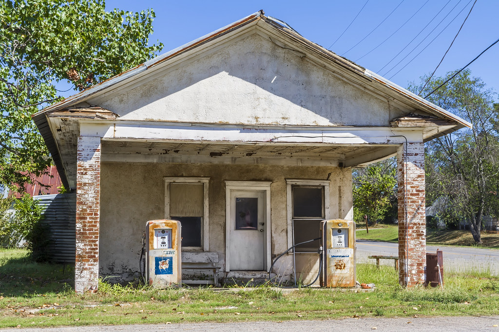 Old Abandoned Gas Station Bennington, OK. view large Flickr