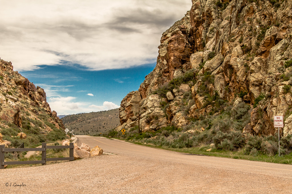 Parowan Gap You approach the petroglyphs at Parowan Gap al… Flickr