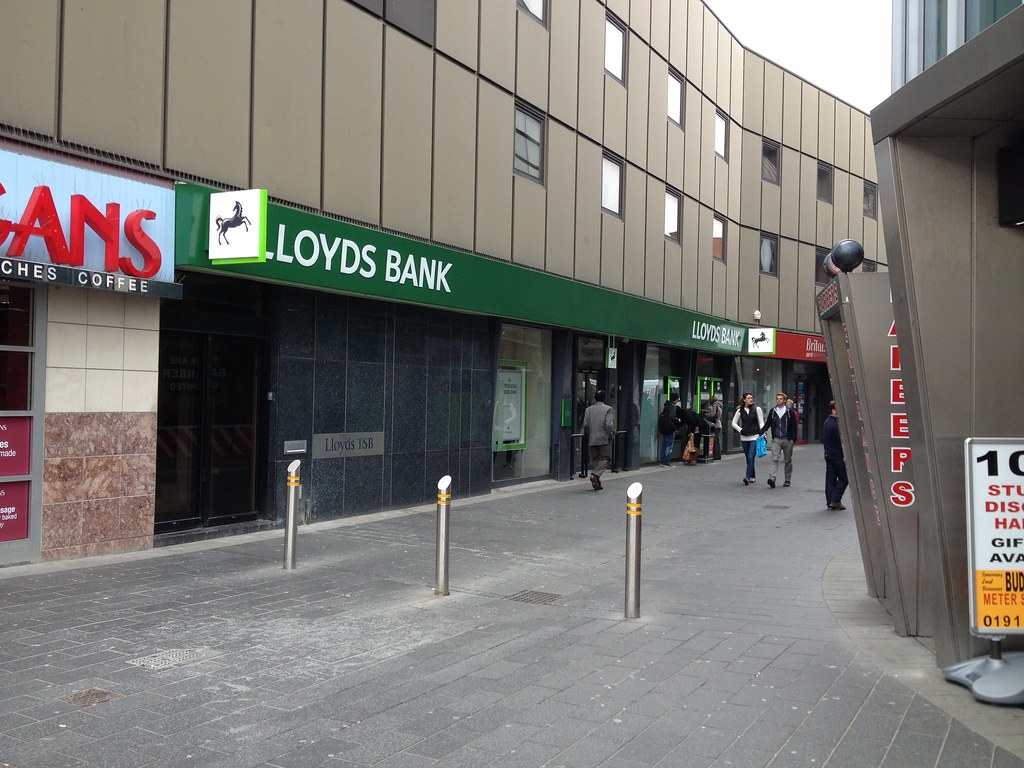 IMG_1830 Lloyds Bank Newcastle Ian Stewart Flickr