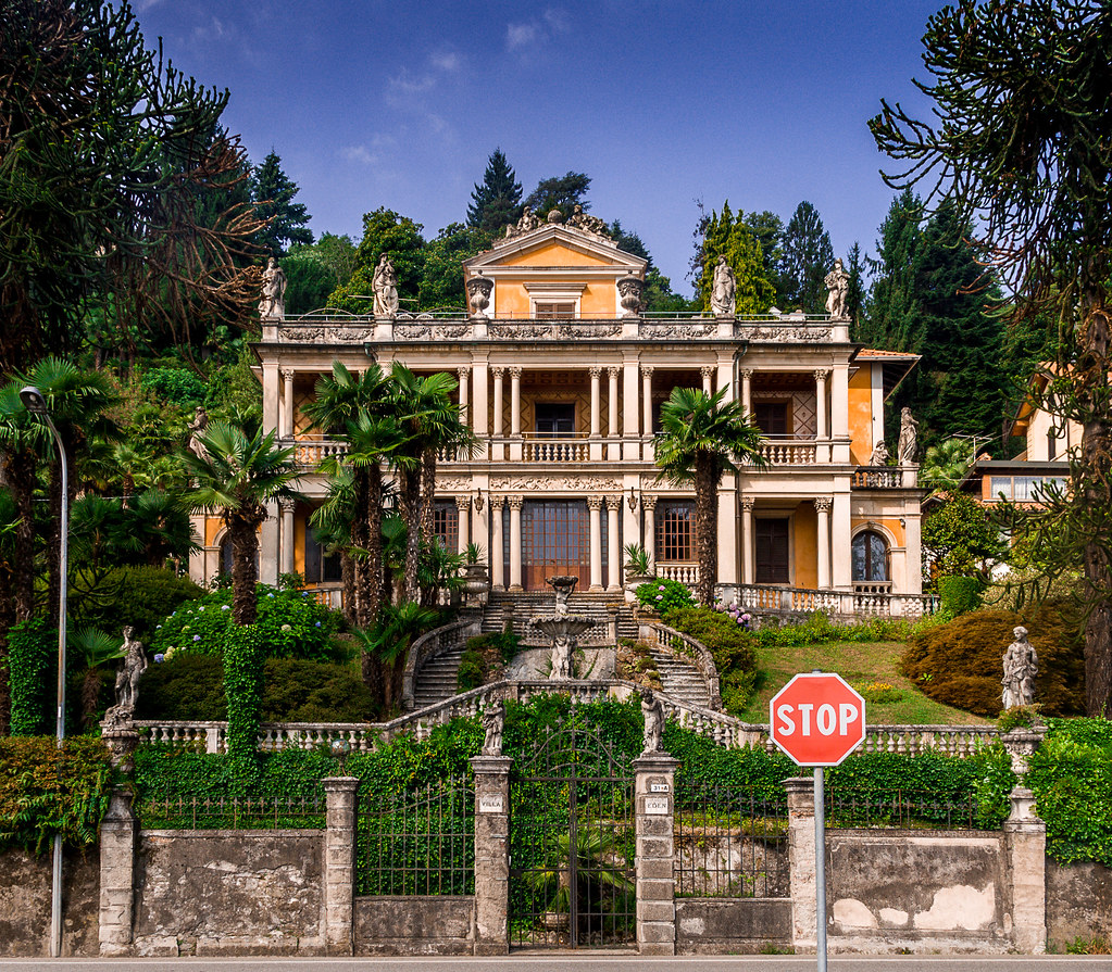 Villa Eden This Villa sits on the shores of Lago Maggiore … Flickr