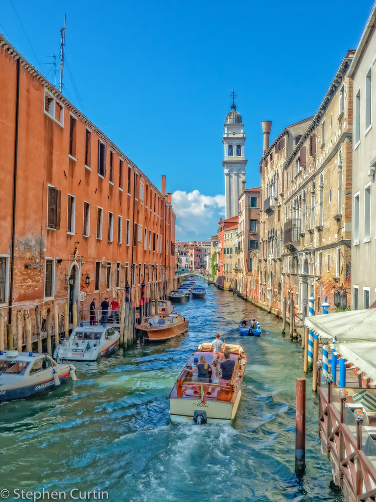 Busy Venice Canal One of the larger Venice canals busy wit… Flickr