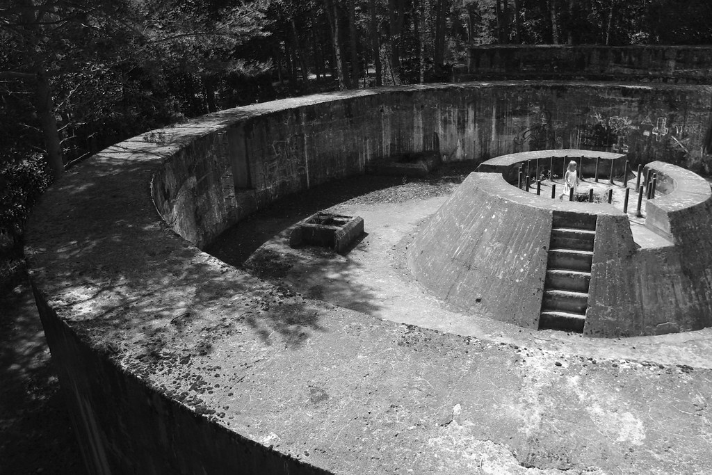 Bunker Bornholm 1 This old World War II bunker is abandone… Flickr