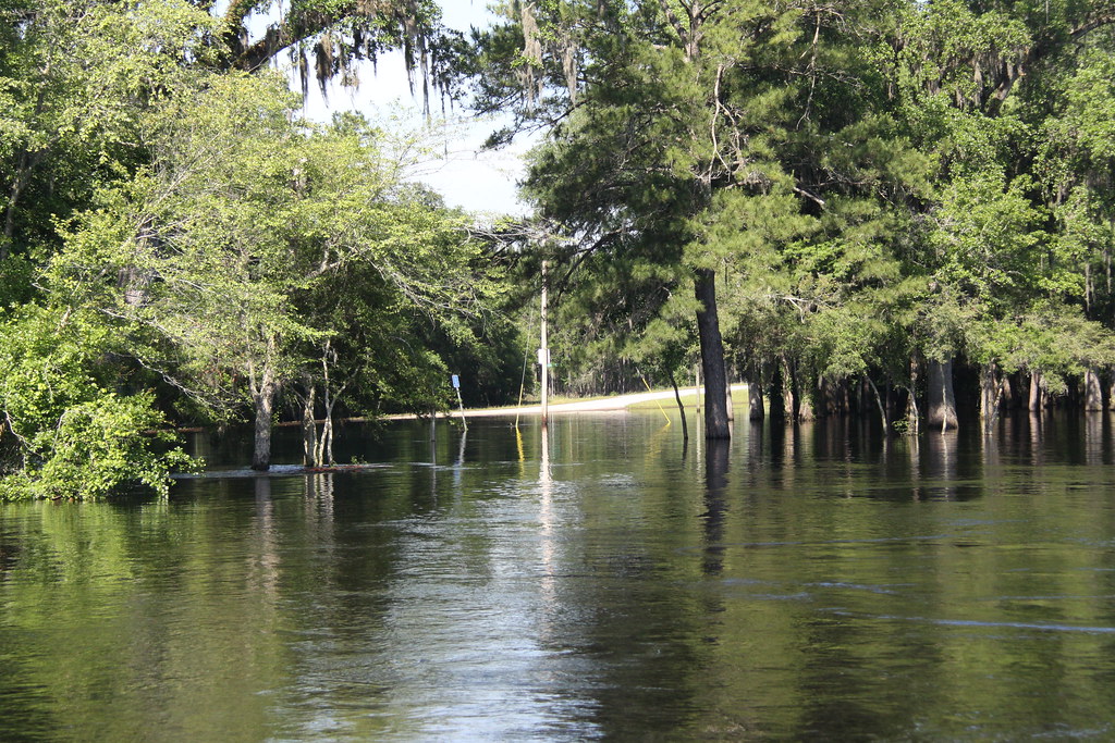 Dorothy Land Boat Ramp The Suwannee and Santa Fe rivers ar… Flickr