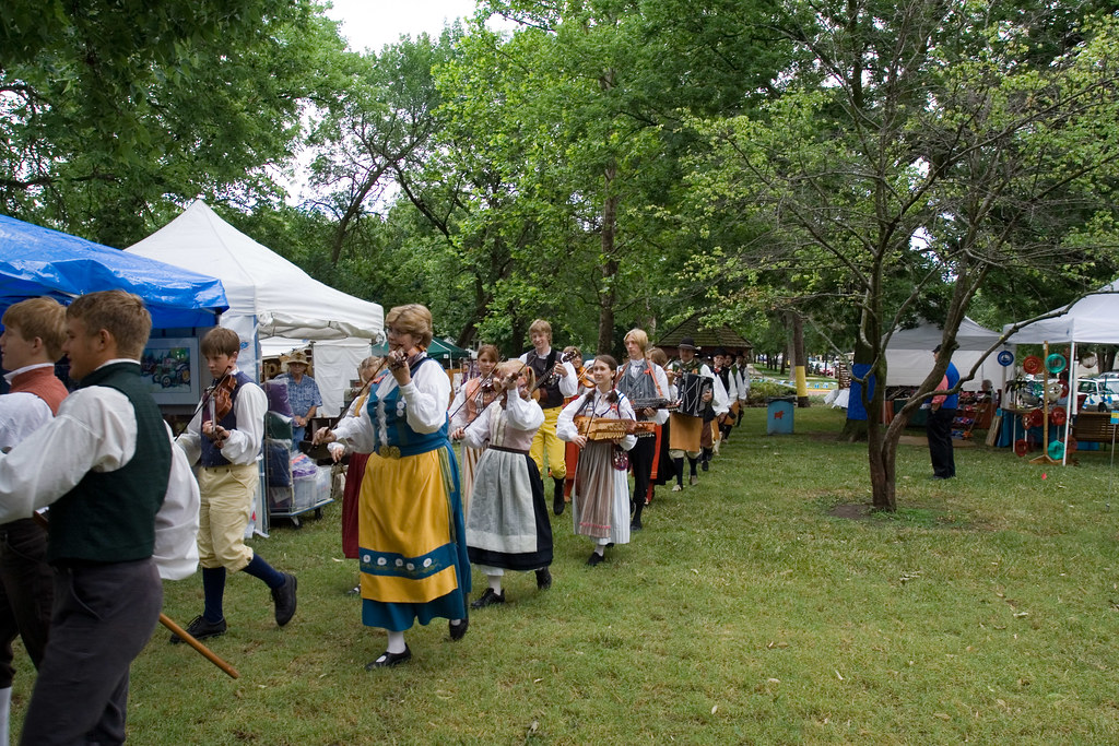 lindsborg ks swedish festival 2023 IMG 6837 Swedish Folk Dancers performing at the … Flickr