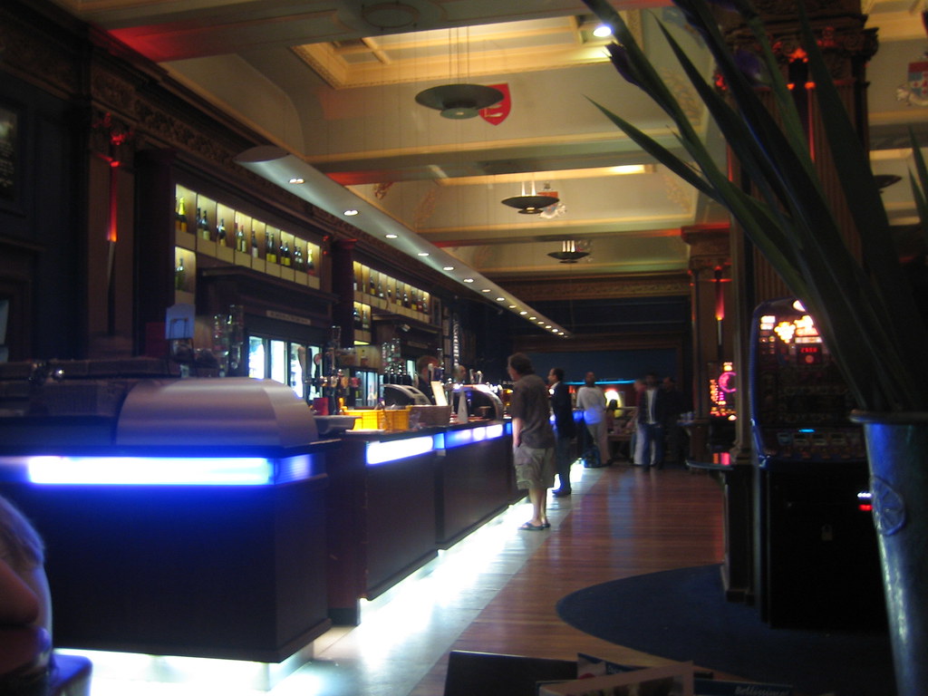 The Metropolitan Bar, Baker Street The Shining... Gordon Joly Flickr