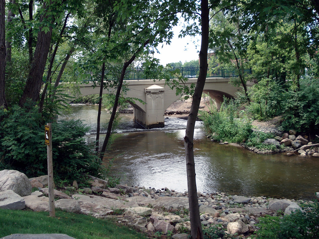 Paint Creek The bridge once carried the Michigan Central R… Flickr